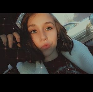 Meet your Posher, Malissa